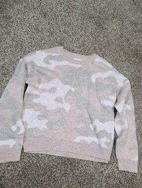 Lucky Brand Pink & Cream Camouflage Crewneck Sweater